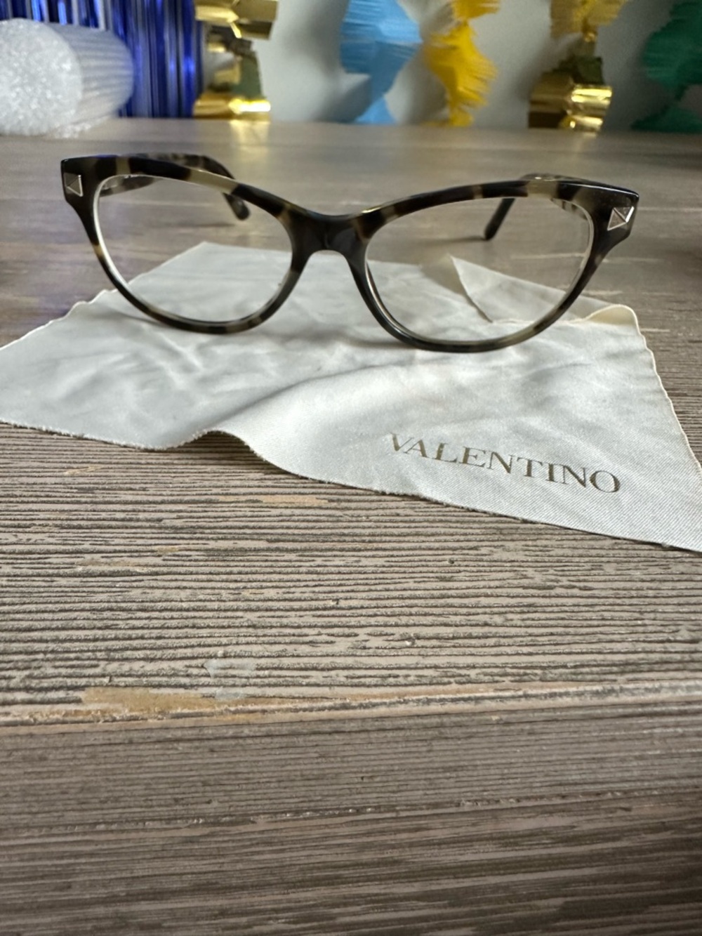 Valentino Tortoiseshell Cat-Eye Rockstud Optical Frames - Picture 6 of 8